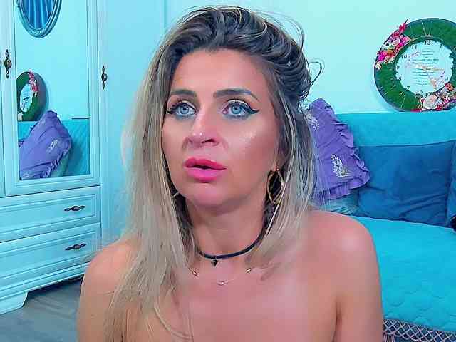 MissLusy webcam