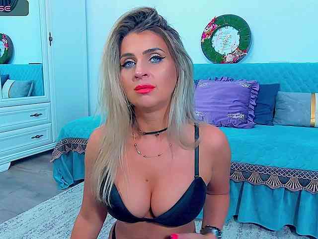 MissLusy webcam