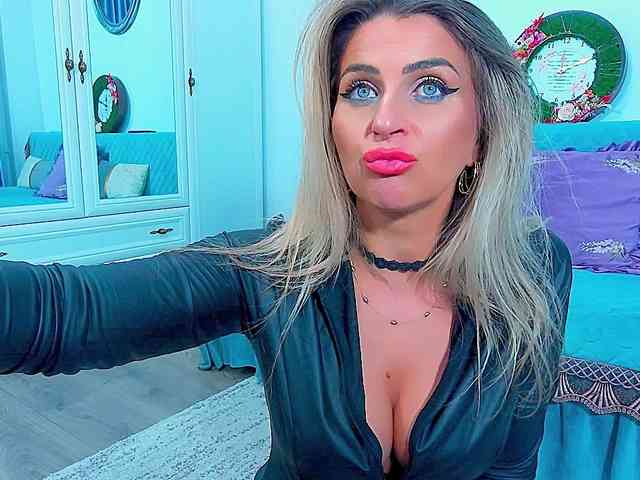 MissLusy webcam