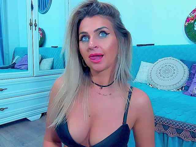 MissLusy webcam