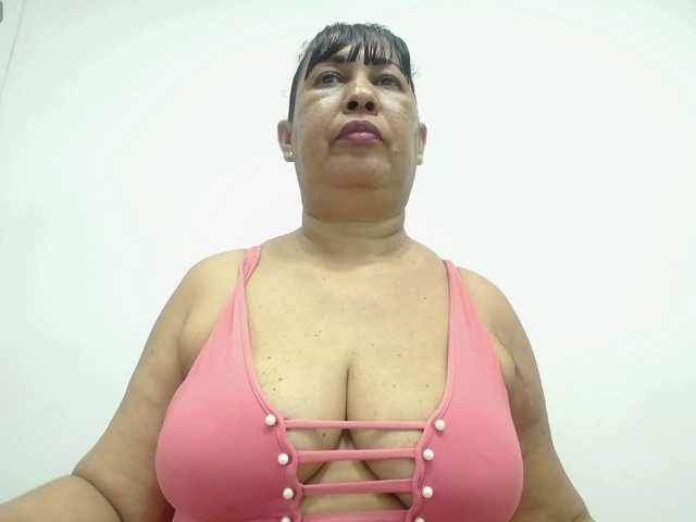 MilfPleasure1 live cam preview