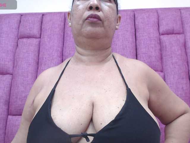 milfpleasure1 live cam on BongaCams