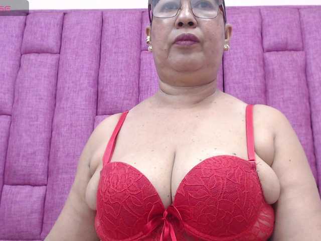 MilfPleasure1 est une amatrice française en show avec sa webcam pour des vidéos amateurs sur BongaCams. Découvrez ses tags uniques : Latino/Hispanic,Brunette,Shaved,