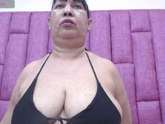 Modèle: MilfPleasure1
