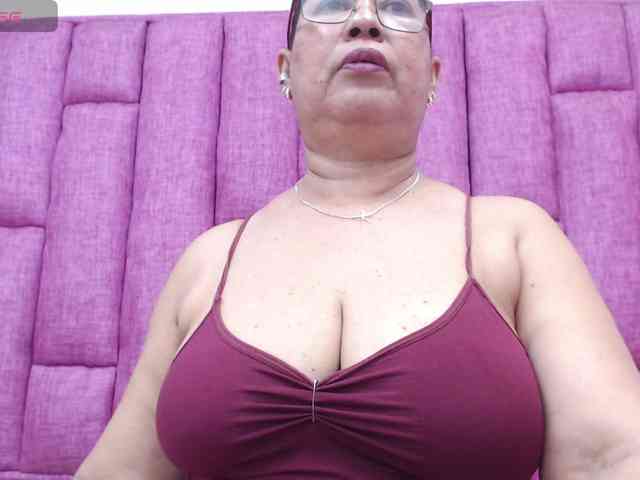 Modèle: MilfPleasure1