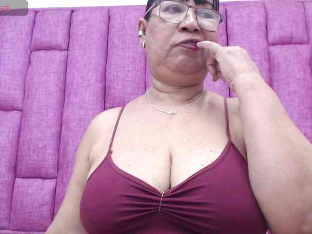 Modèle: MilfPleasure1