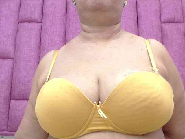 MilfPleasure1