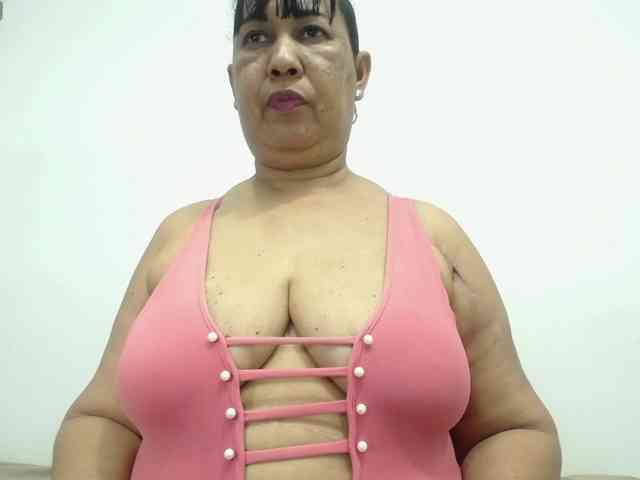 Modèle: MilfPleasure1