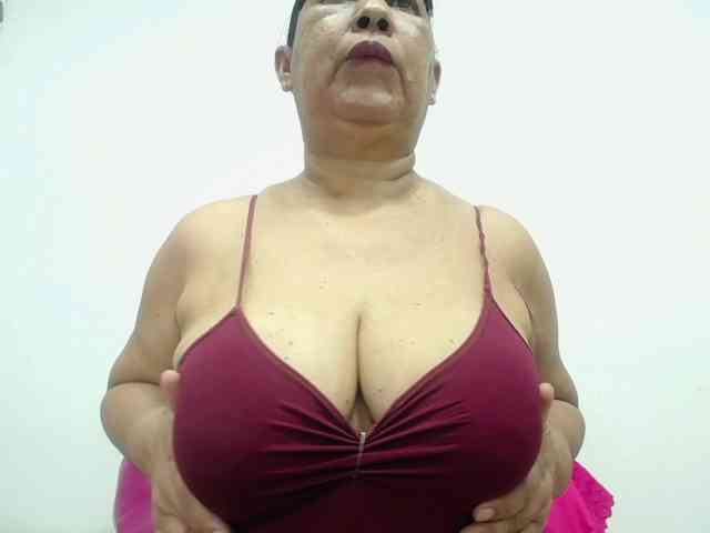 Modèle: MilfPleasure1