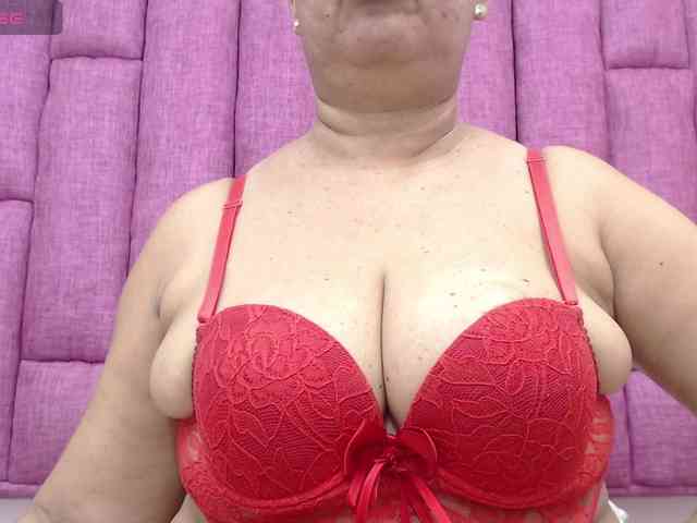 Modèle: MilfPleasure1