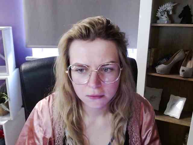 Soft-Zoey webcam