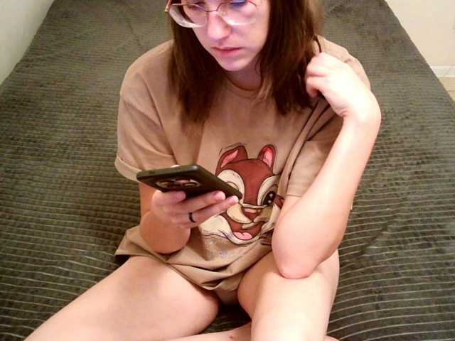 mikkirsan1 live cam on BongaCams