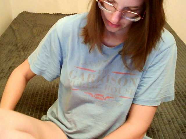 mikkirsan1 live cam on BongaCams