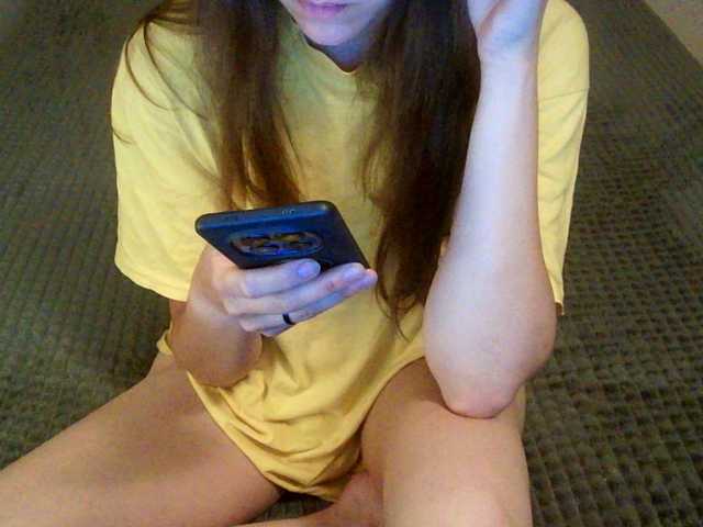 mikkirsan1 live cam on BongaCams