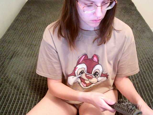 mikkirsan1 live cam on BongaCams