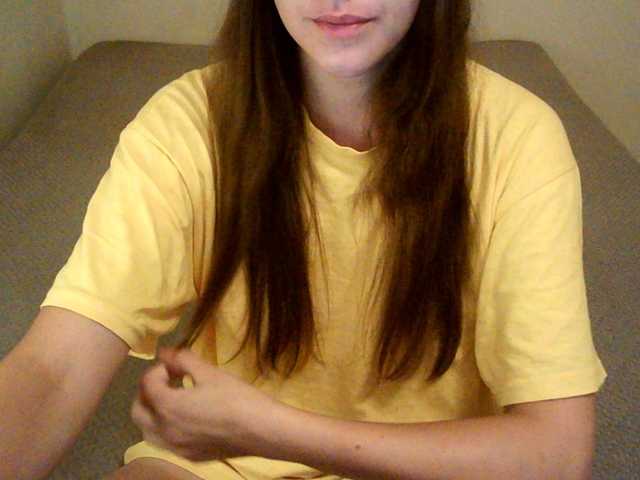 mikkirsan1 live cam on BongaCams