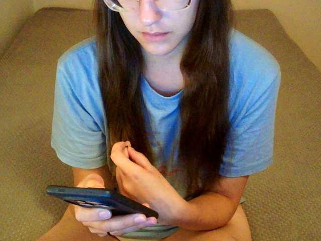 mikkirsan1 live cam on BongaCams
