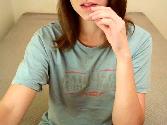 mikkirsan1 live cam on BongaCams