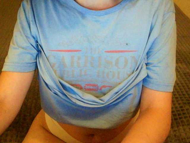 mikkirsan1 live cam on BongaCams