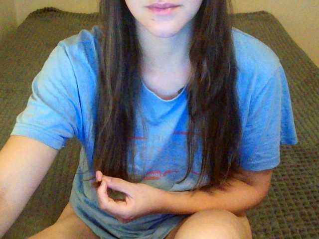 mikkirsan1 live cam on BongaCams
