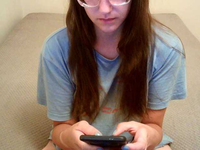 mikkirsan1 live cam on BongaCams