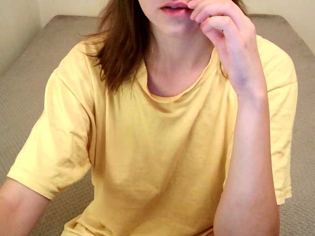 mikkirsan1 live cam on BongaCams