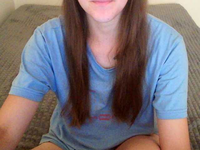 mikkirsan1 live cam on BongaCams