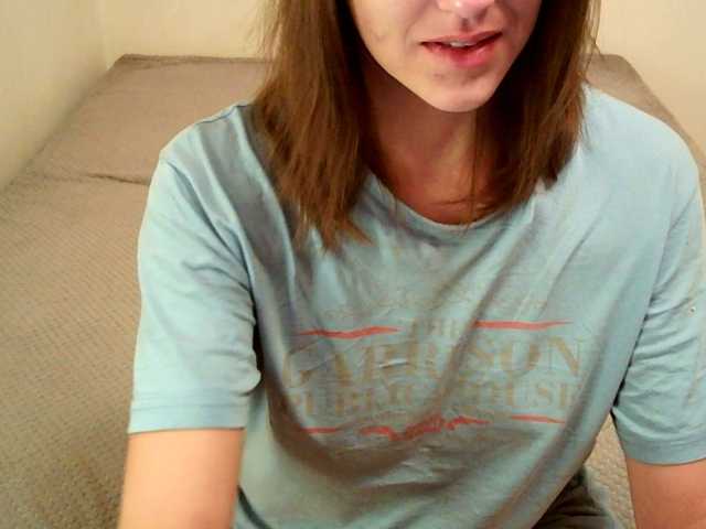 mikkirsan1 live cam on BongaCams