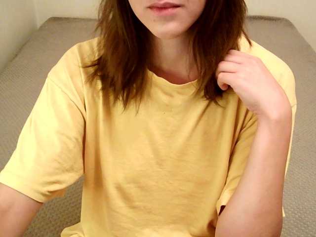 mikkirsan1 live cam on BongaCams