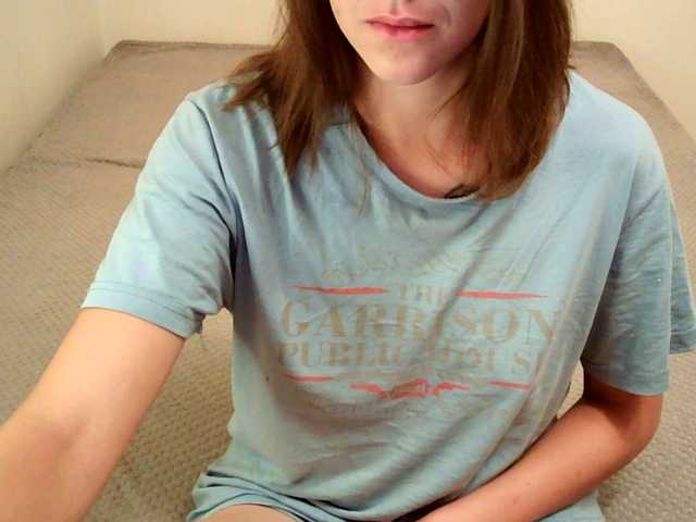 mikkirsan1 live cam on BongaCams