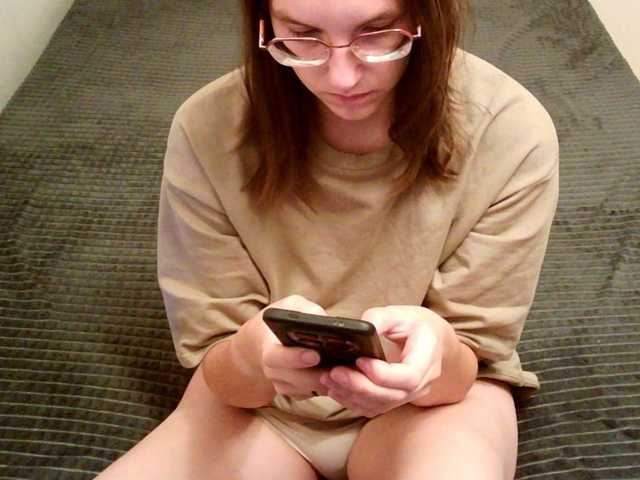 mikkirsan1 live cam on BongaCams
