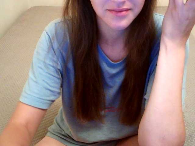 mikkirsan1 live cam on BongaCams