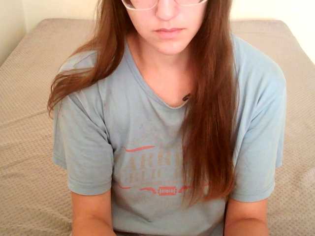 mikkirsan1 live cam on BongaCams