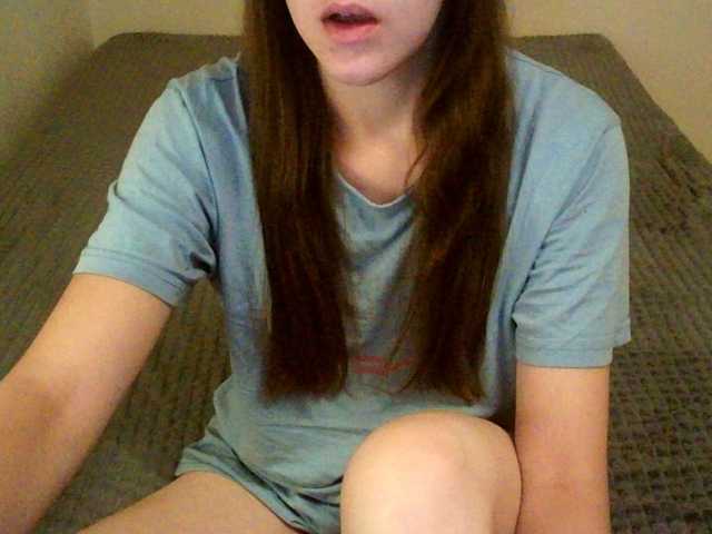 mikkirsan1 live cam on BongaCams