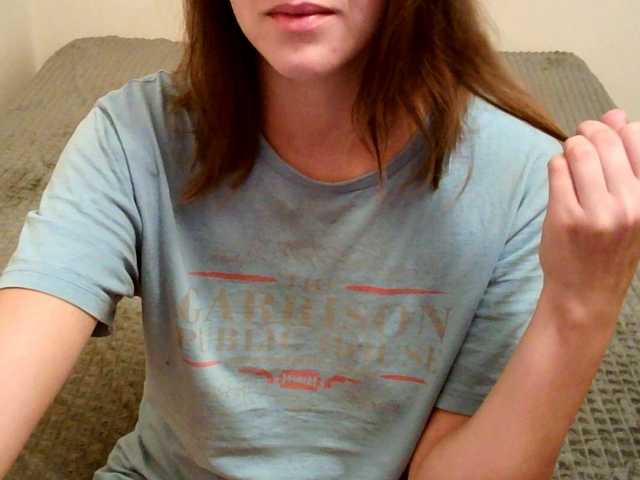mikkirsan1 live cam on BongaCams