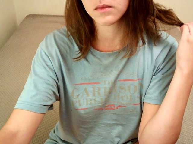 mikkirsan1 live cam on BongaCams