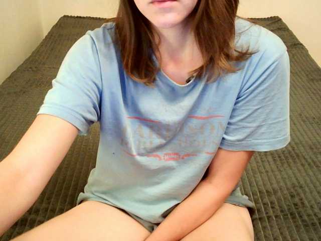 mikkirsan1 live cam on BongaCams