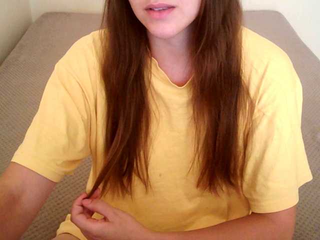 mikkirsan1 live cam on BongaCams