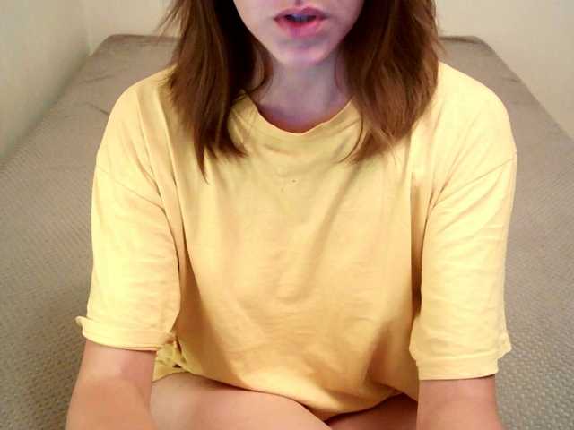 mikkirsan1 live cam on BongaCams