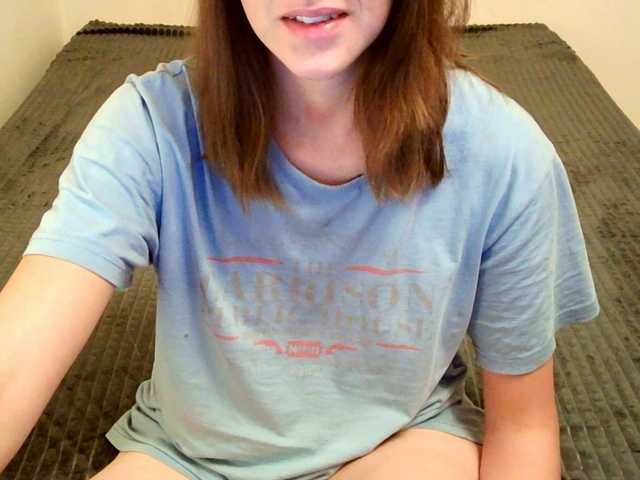 mikkirsan1 live cam on BongaCams