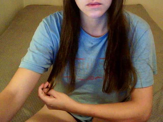 mikkirsan1 live cam on BongaCams