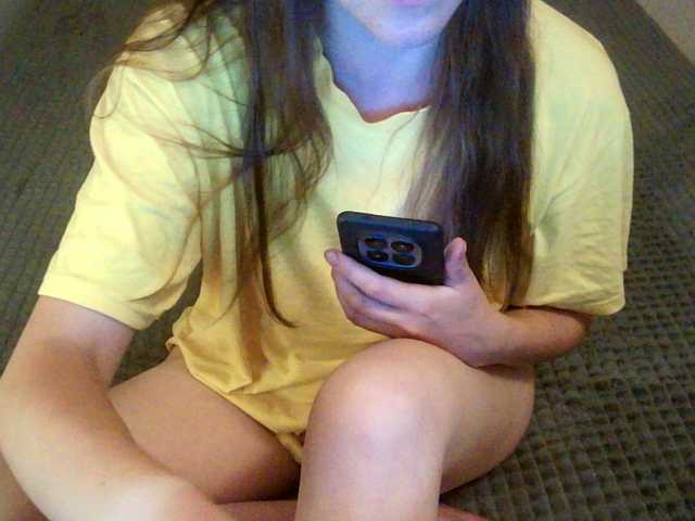 mikkirsan1 live cam on BongaCams