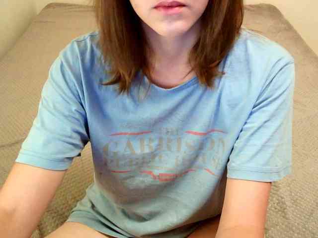 TanaShemow webcam
