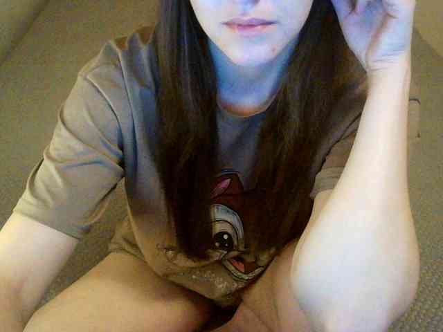 TanaShemow webcam