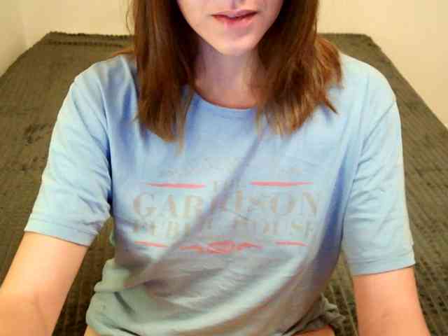TanaShemow webcam