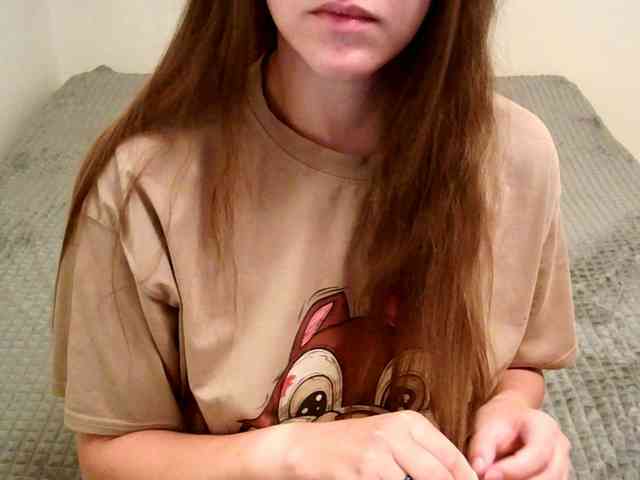 TanaShemow webcam