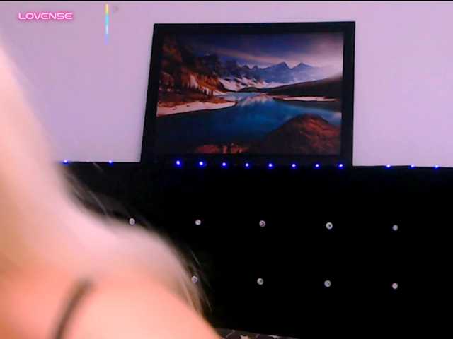 mya13 live cam on BongaCams