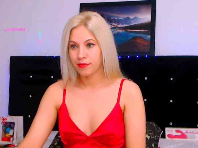 MyaX webcam
