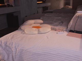 AlexisGrays