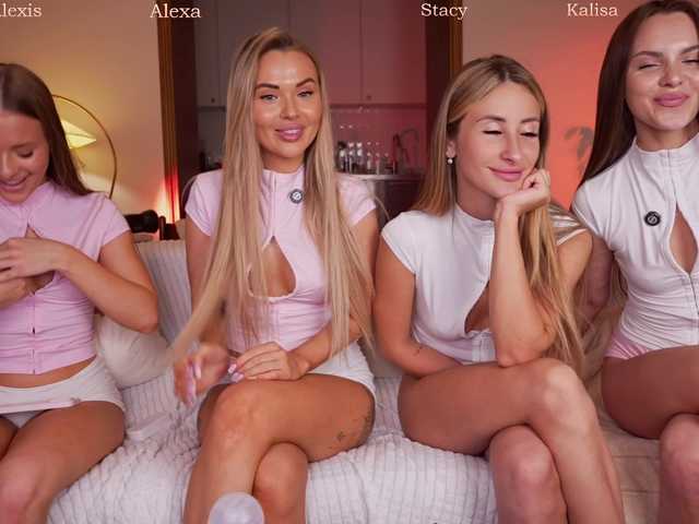 AlexisGrays live webcam show